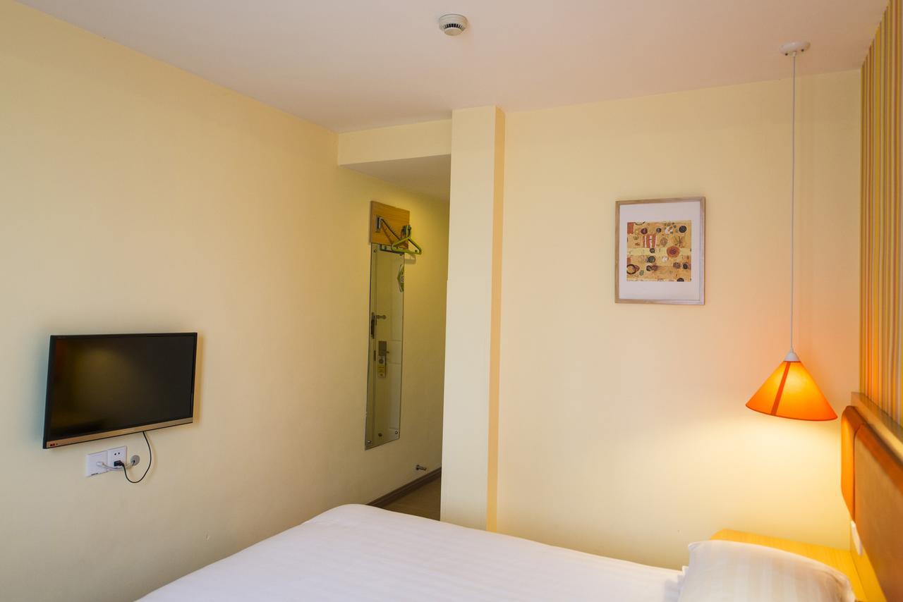 Home Inn Beijing Headquater World Park Ngoại thất bức ảnh